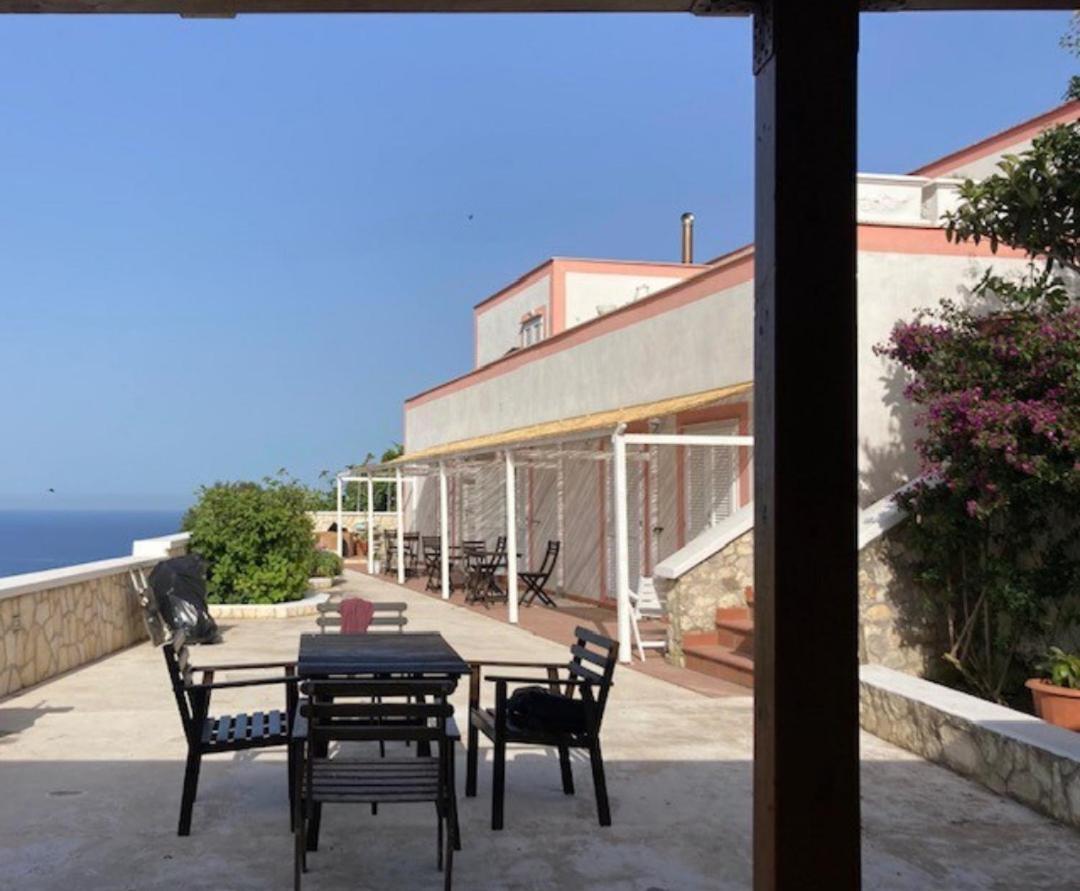 Casa Belvedere Del Core Ponza Exterior foto